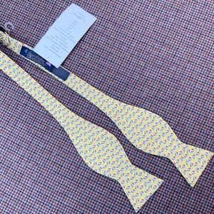 NEW Brooks Brothers Bow Tie Dolphins Rare Sample Made In USA